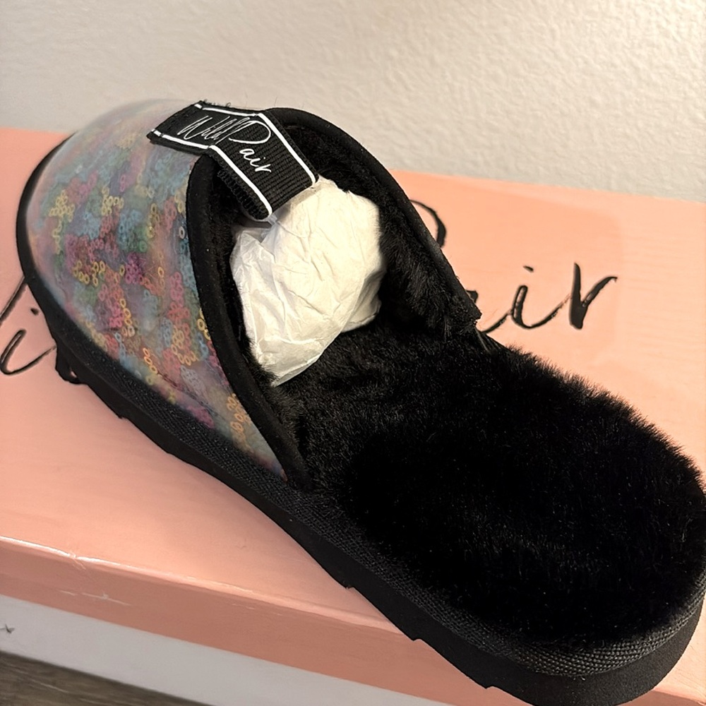 NEW [Wild Pair] Portiaa Rainbow Sequin Slip On Slide Slippers Women's 6.5 or 7.0 - Picture 7 of 9